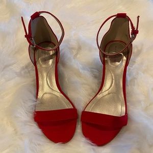 Ladies Bandolino red suede leather heels size 5